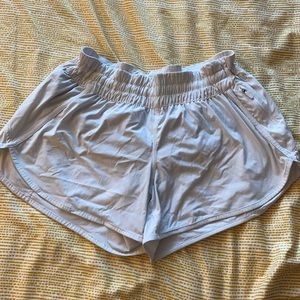 Lululemon tracker shorts